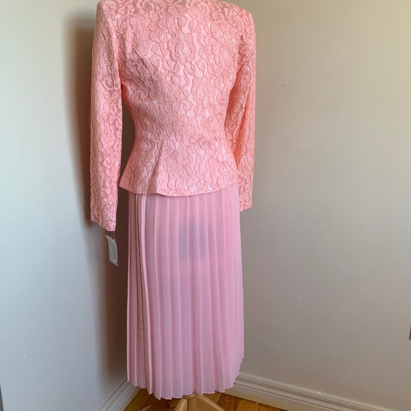 80s Soft Pink Pleated Skirt and Sequinned Lace Bolero set - Picture 7 of 9